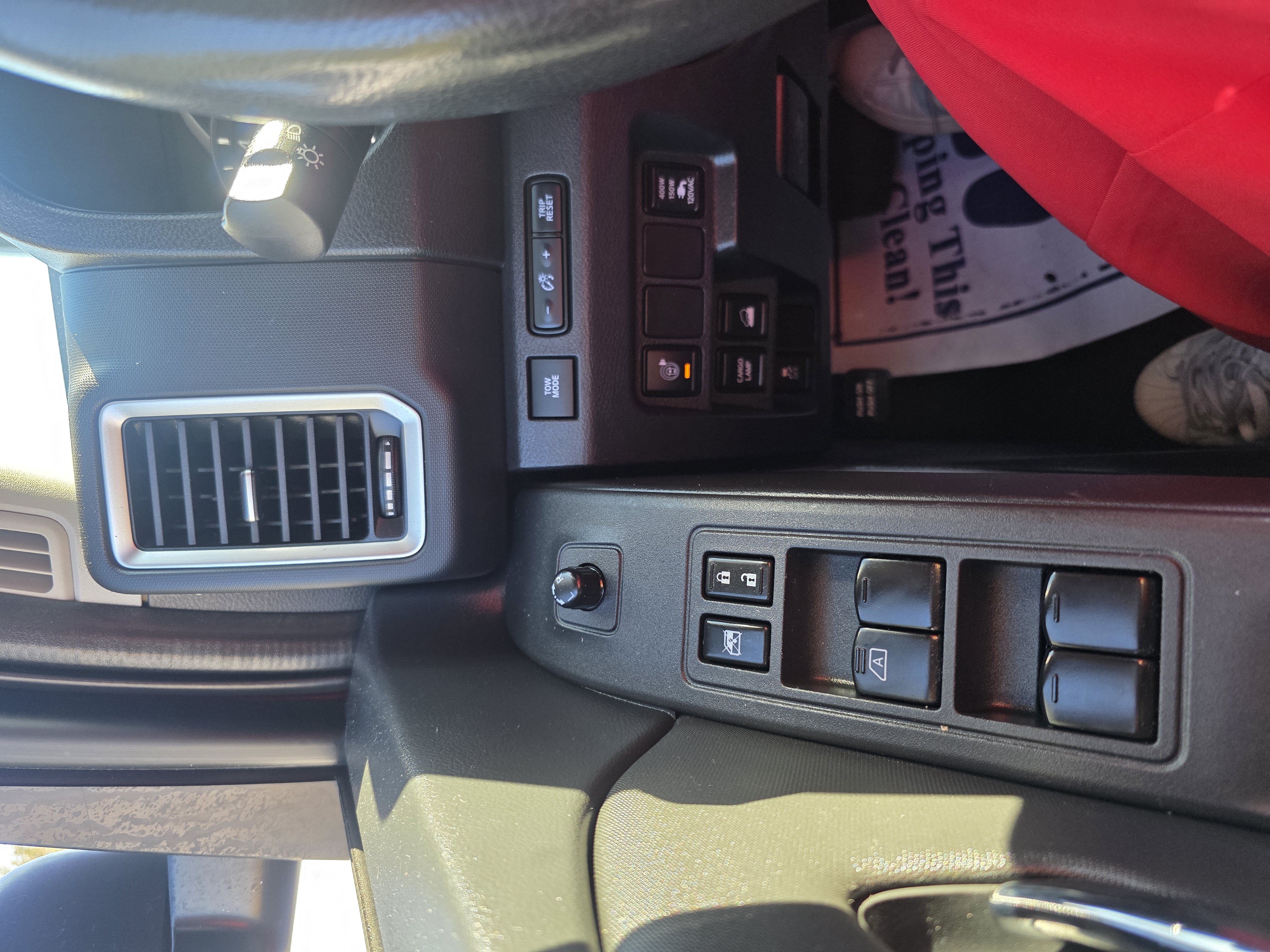 Used 2022 Nissan Frontier SV AWD/4WD image 20