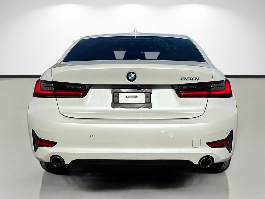 Used 2020 BMW 330i Sedan w/ Driving Assistance Package RWD image 4