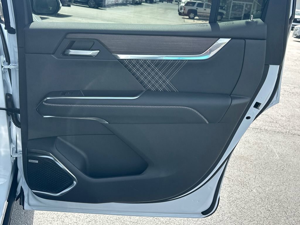 New 2026 GMC Acadia Denali image 17