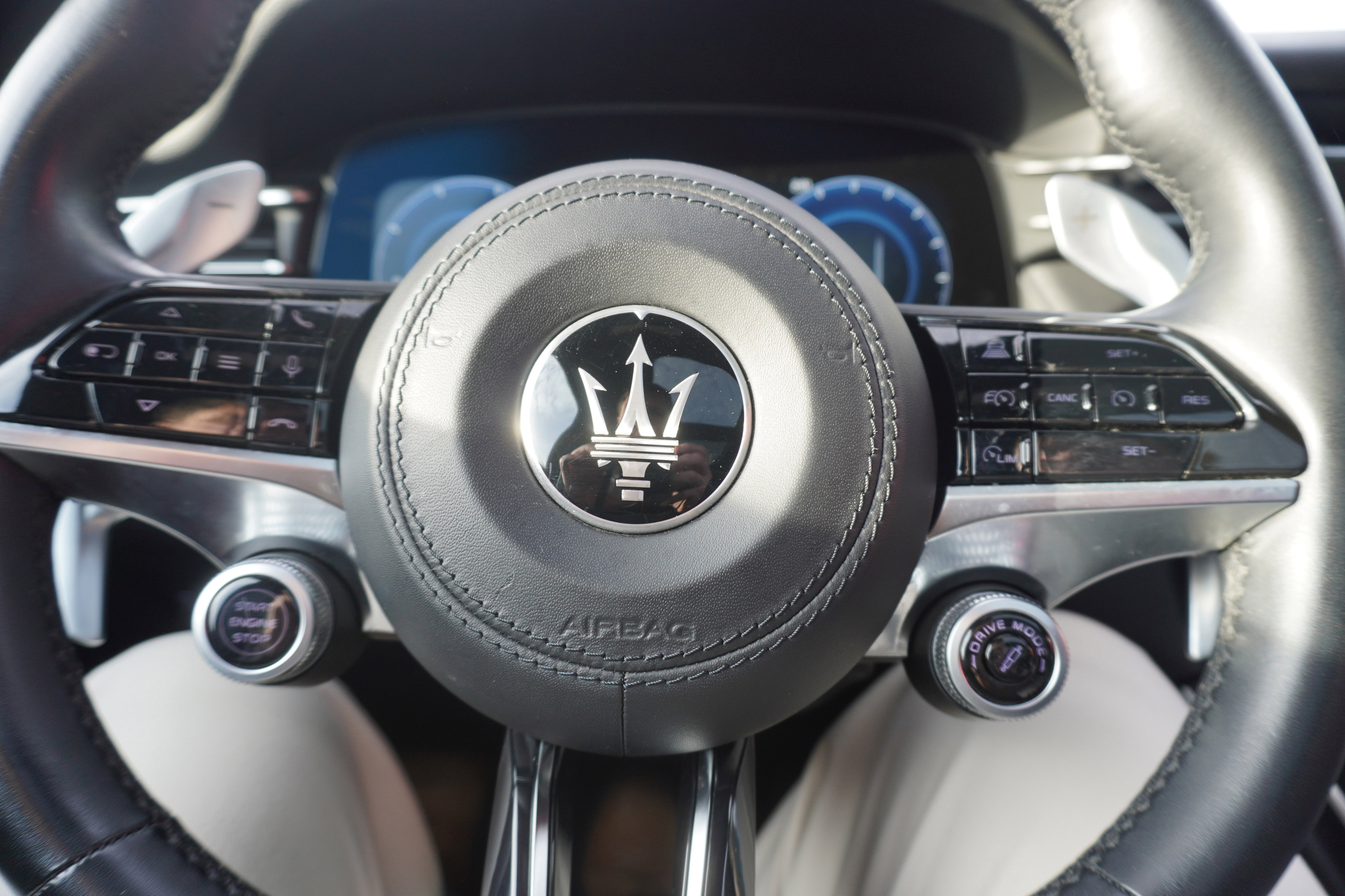 Used 2023 Maserati Grecale Modena image 16