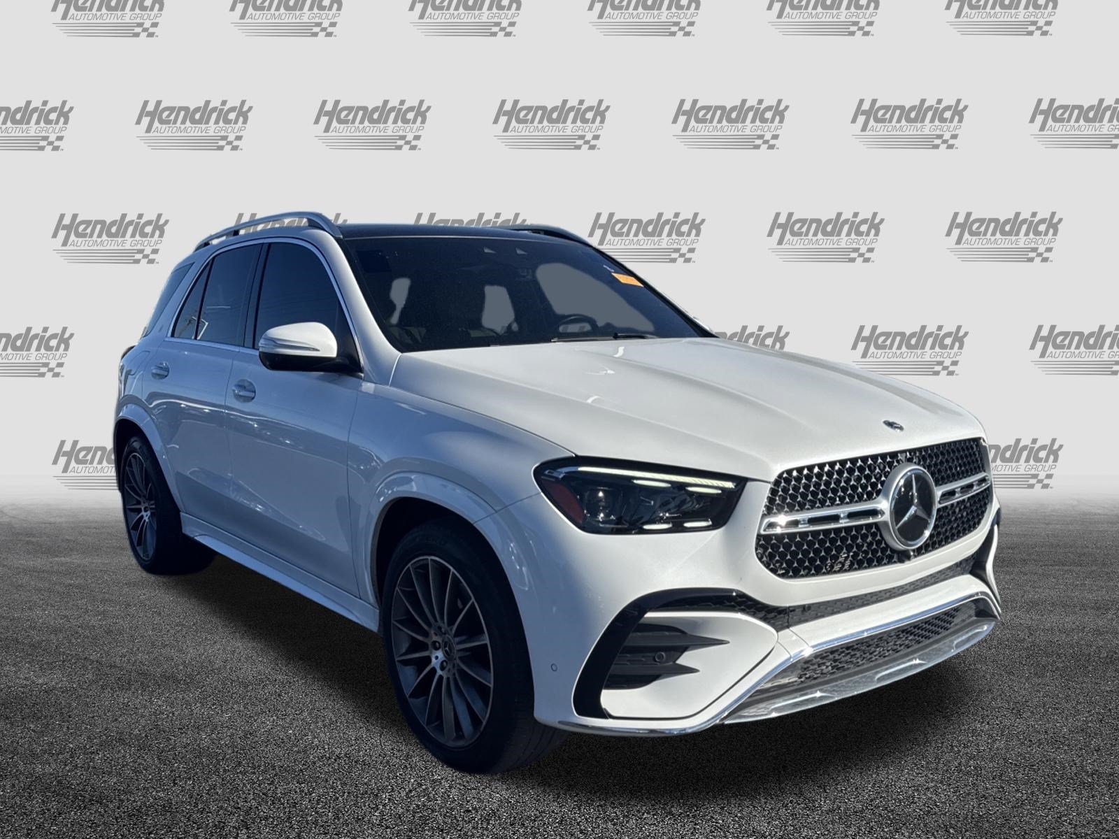 Used 2024 Mercedes-Benz GLE 450 4MATIC image 2