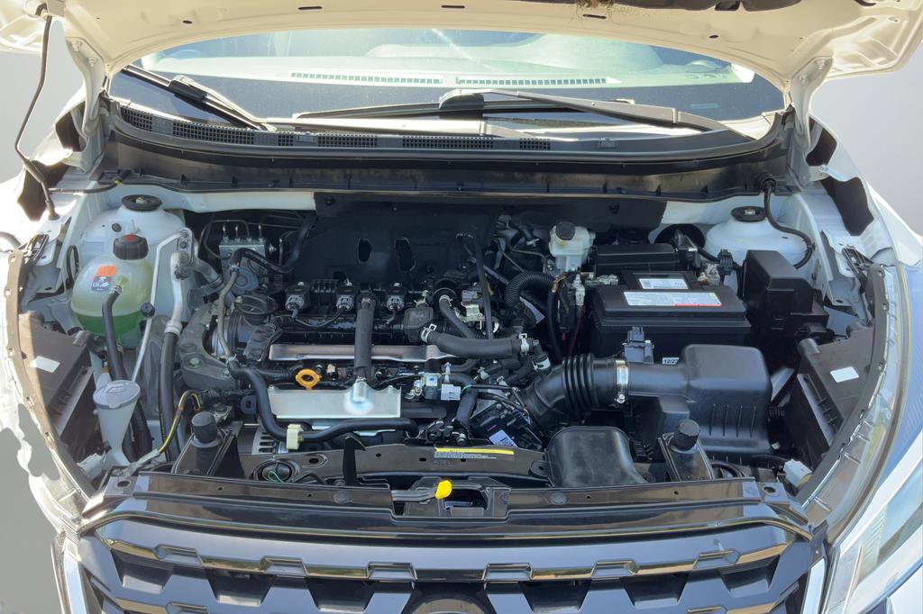 Used 2021 Nissan Kicks S FWD image 23