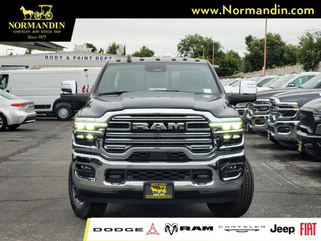 New 2026 RAM 3500 Laramie AWD/4WD image 2