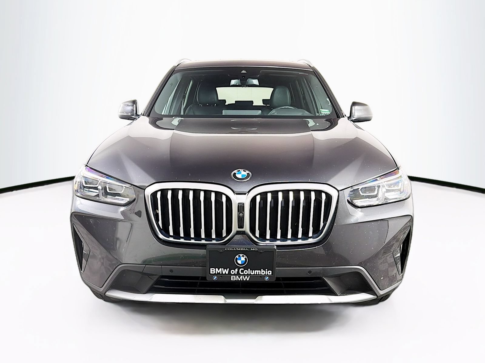 Used 2023 BMW X3 xDrive30i w/ Premium Package AWD/4WD image 2