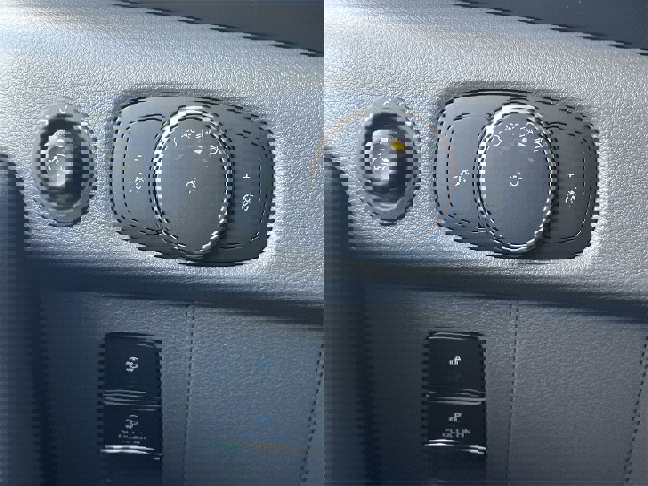 New 2026 Ford Transit 250 148 Medium Roof w/ Load Area Protection Package image 13