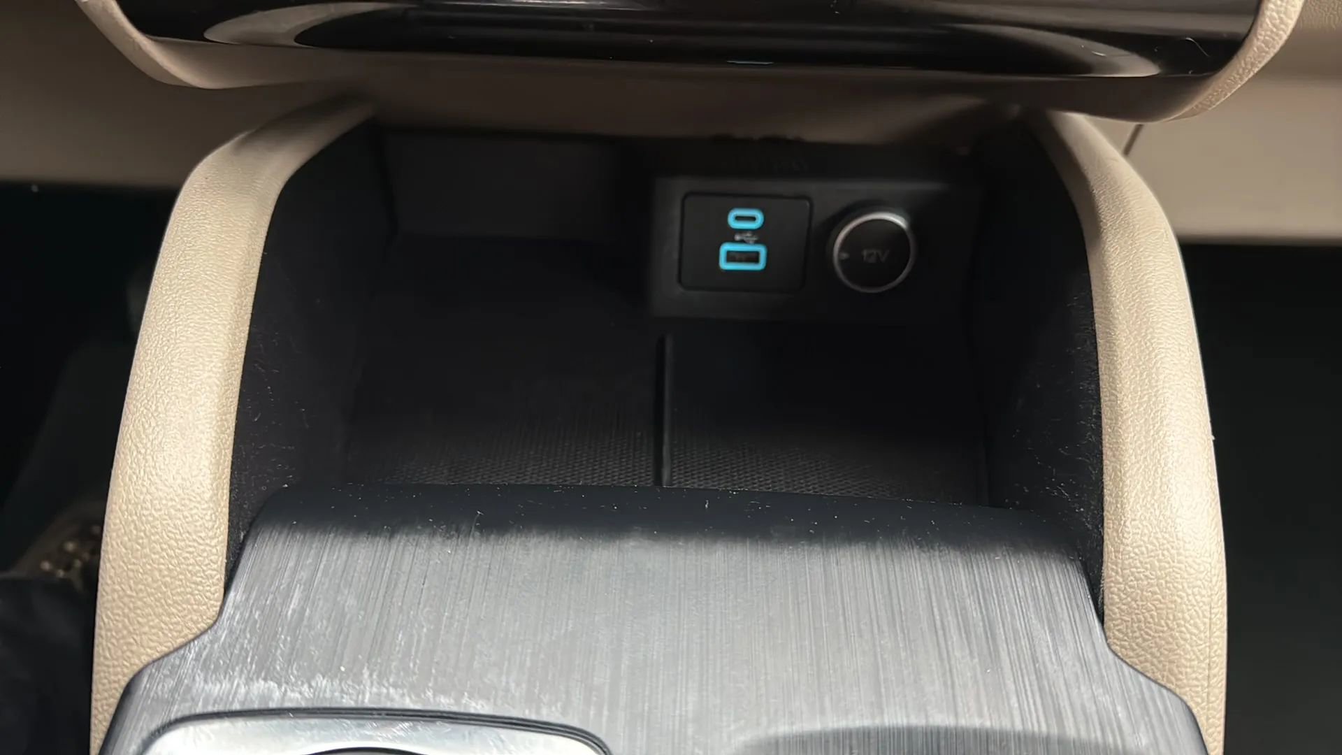 Used 2021 Ford Escape SEL image 19