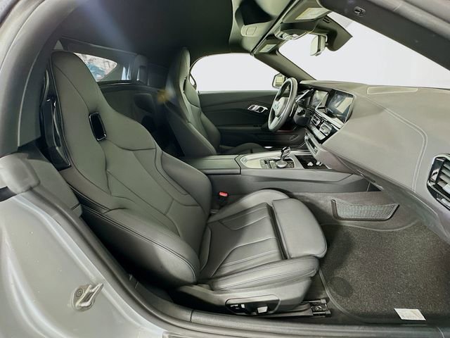 Used 2022 BMW Z4 sDrive30i w/ Premium Package image 23