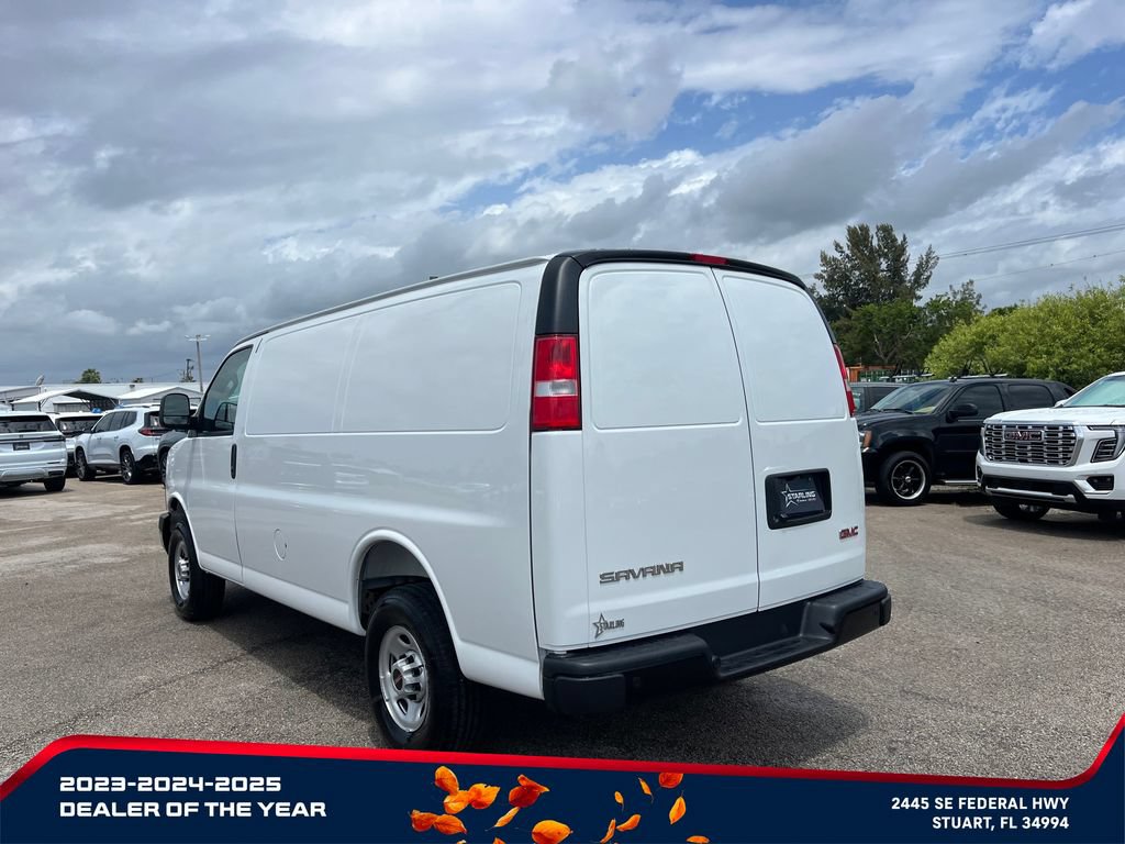 New 2026 GMC Savana 2500 w/ Driver Convenience Package RWD image 5