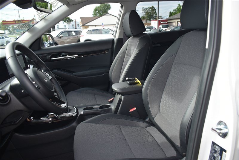 Used 2024 Kia Seltos S AWD/4WD image 11
