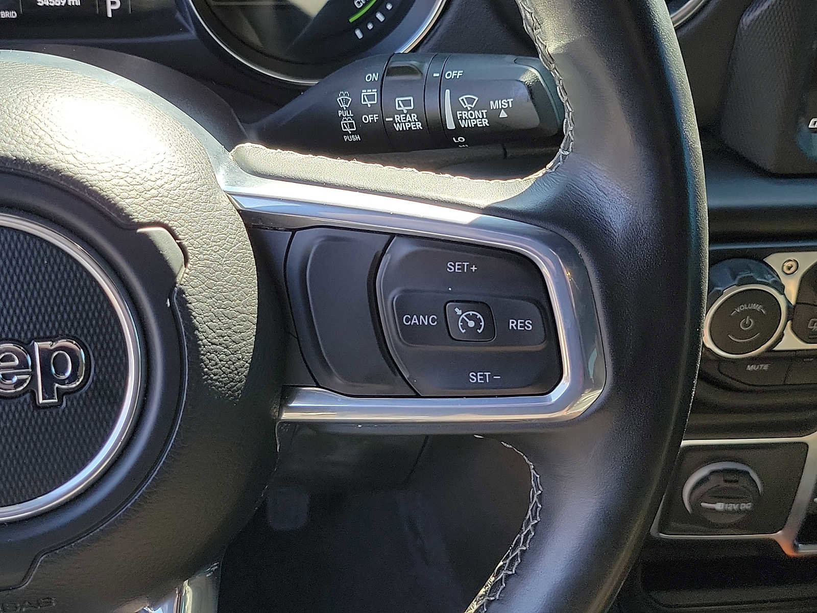 Used 2023 Jeep Wrangler Sahara w/ Cold Weather Group image 22