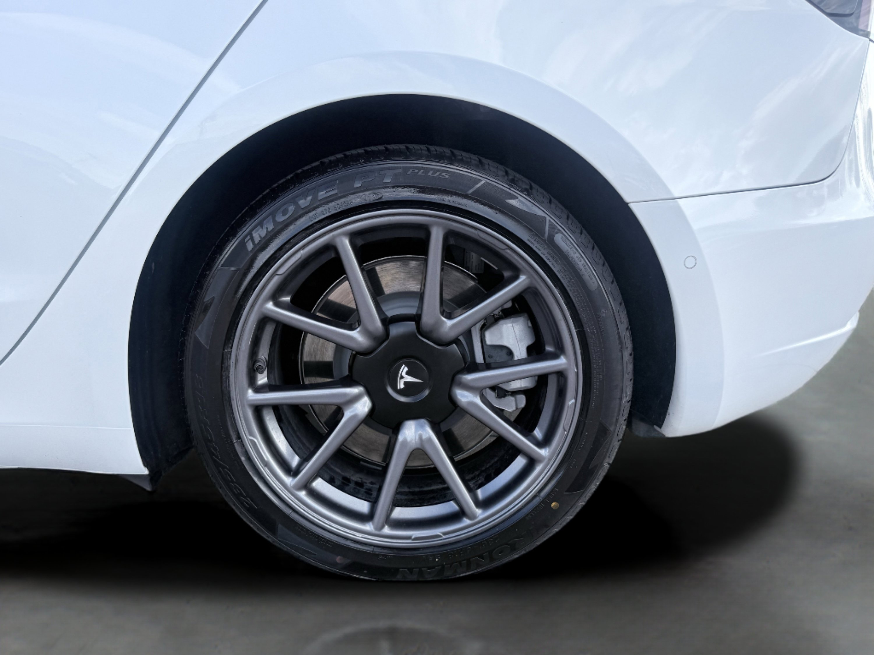 Used 2020 Tesla Model 3 Long Range image 17