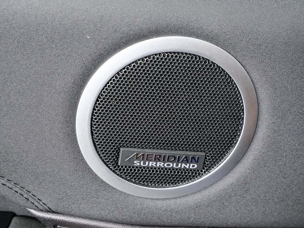 Used 2018 Land Rover Discovery HSE image 7