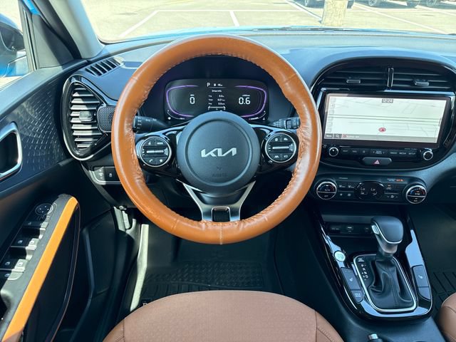 Used 2025 Kia Soul EX FWD image 14