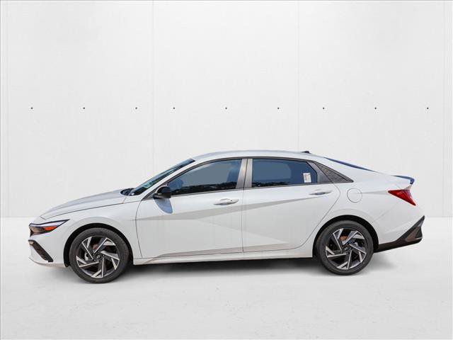 New 2025 Hyundai Elantra SEL image 8
