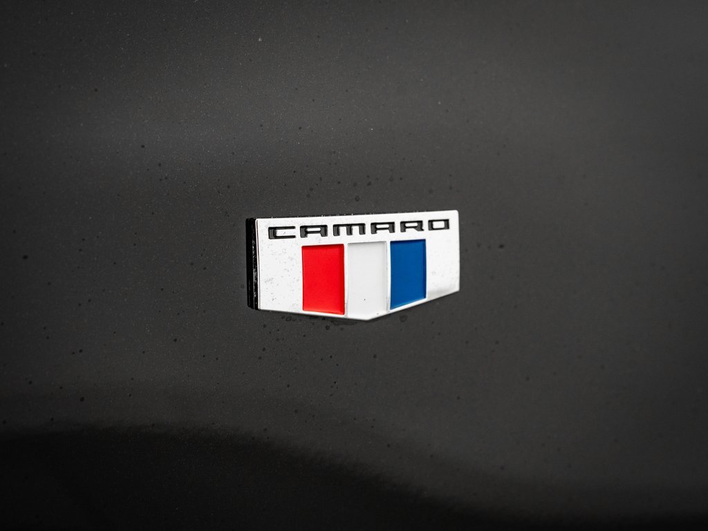 Used 2018 Chevrolet Camaro SS image 10