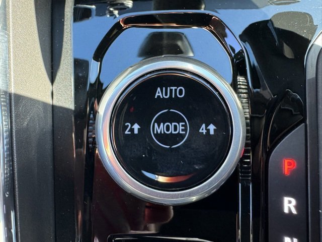 New 2026 GMC Canyon Elevation w/ Convenience Package image 17