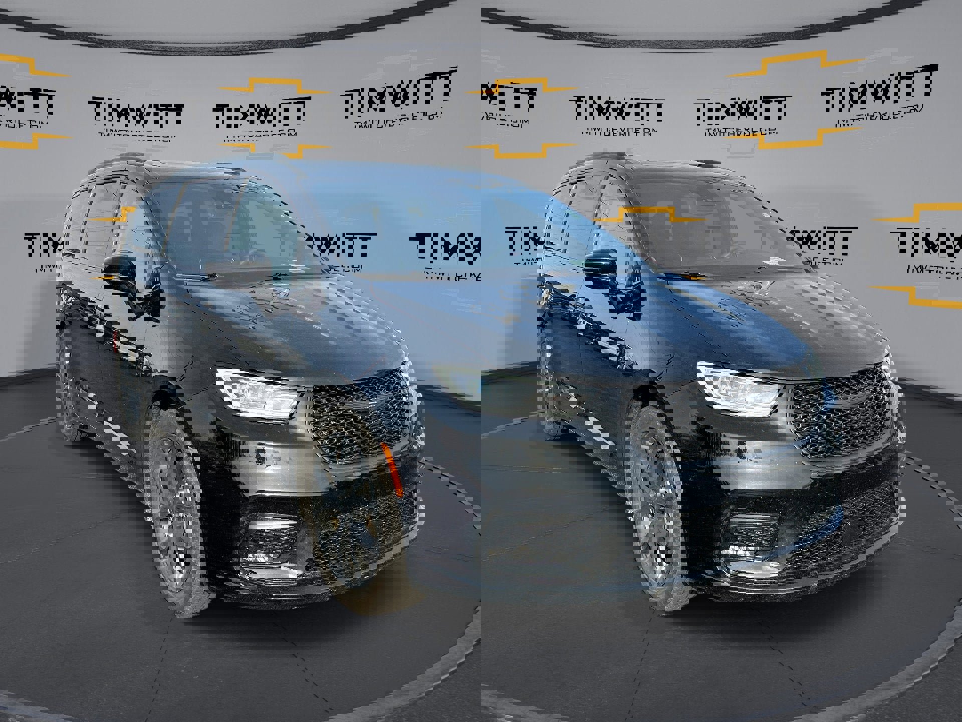 Used 2025 Chrysler Pacifica Limited