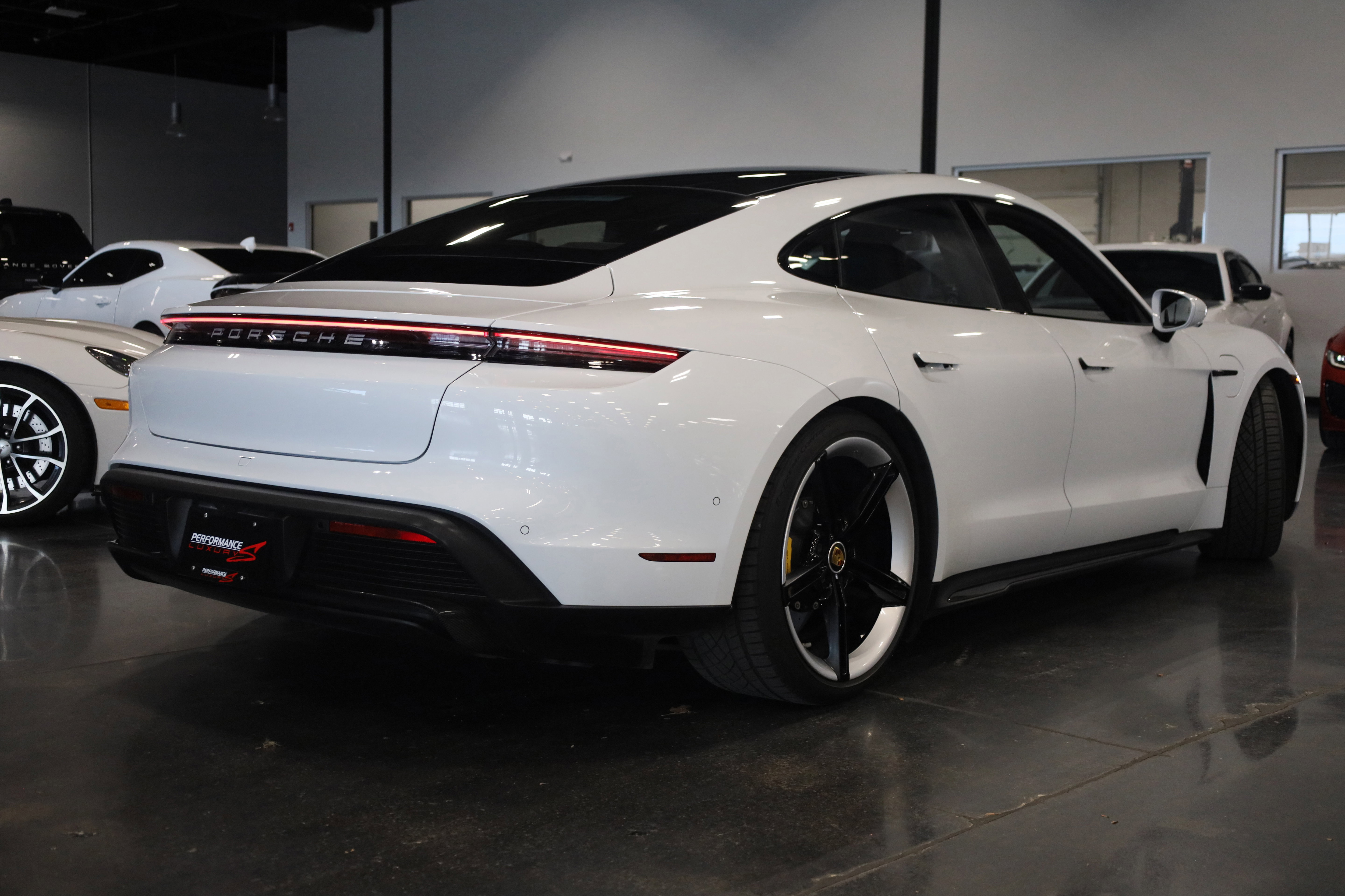 Used 2020 Porsche Taycan Turbo S image 6