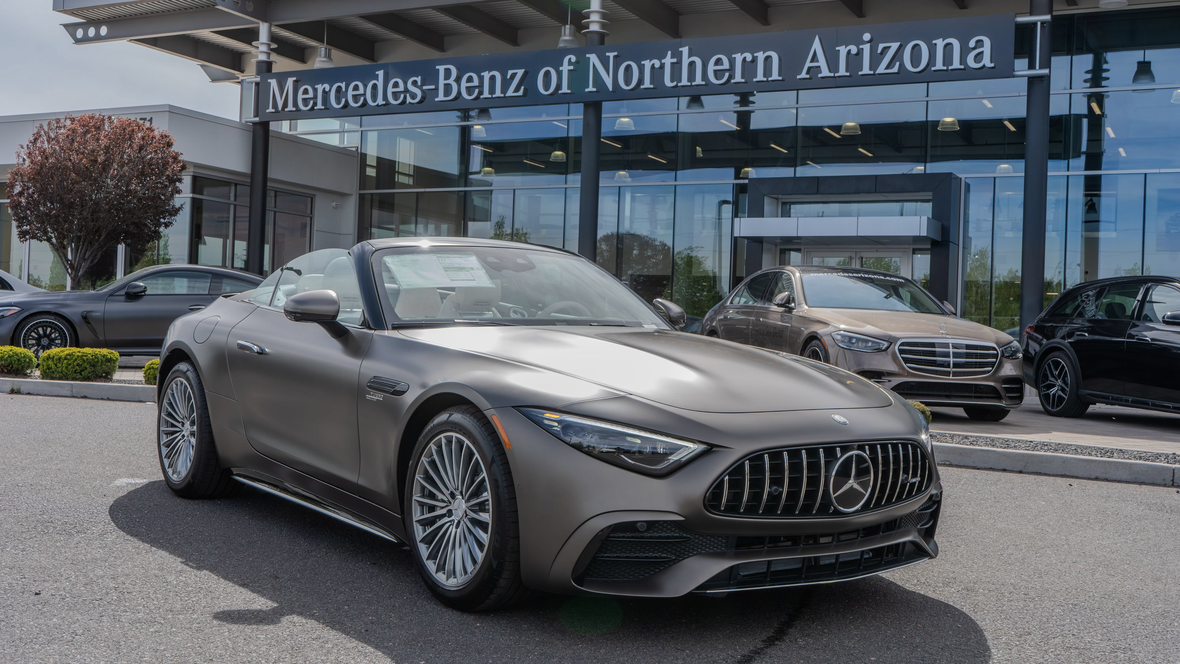 New 2026 Mercedes-Benz SL 43 AMG image 1