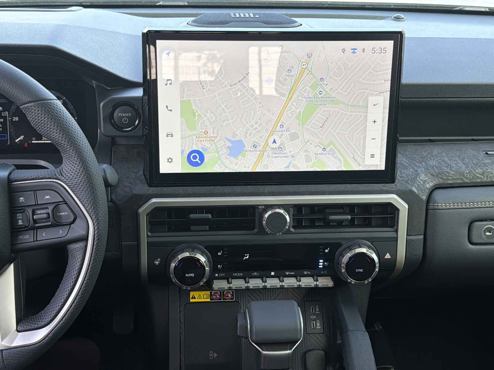 Used 2025 Toyota Tacoma Limited AWD/4WD image 31