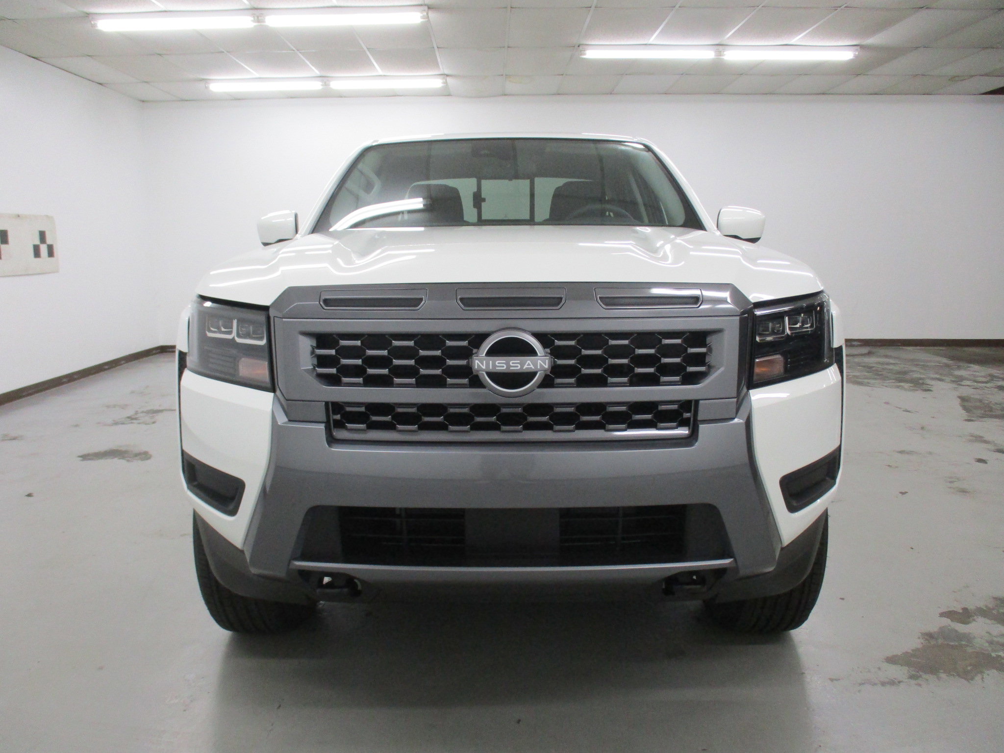 New 2026 Nissan Frontier SV image 9