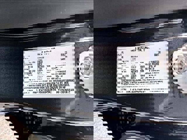 Used 2025 Tesla Model 3 Long Range image 34