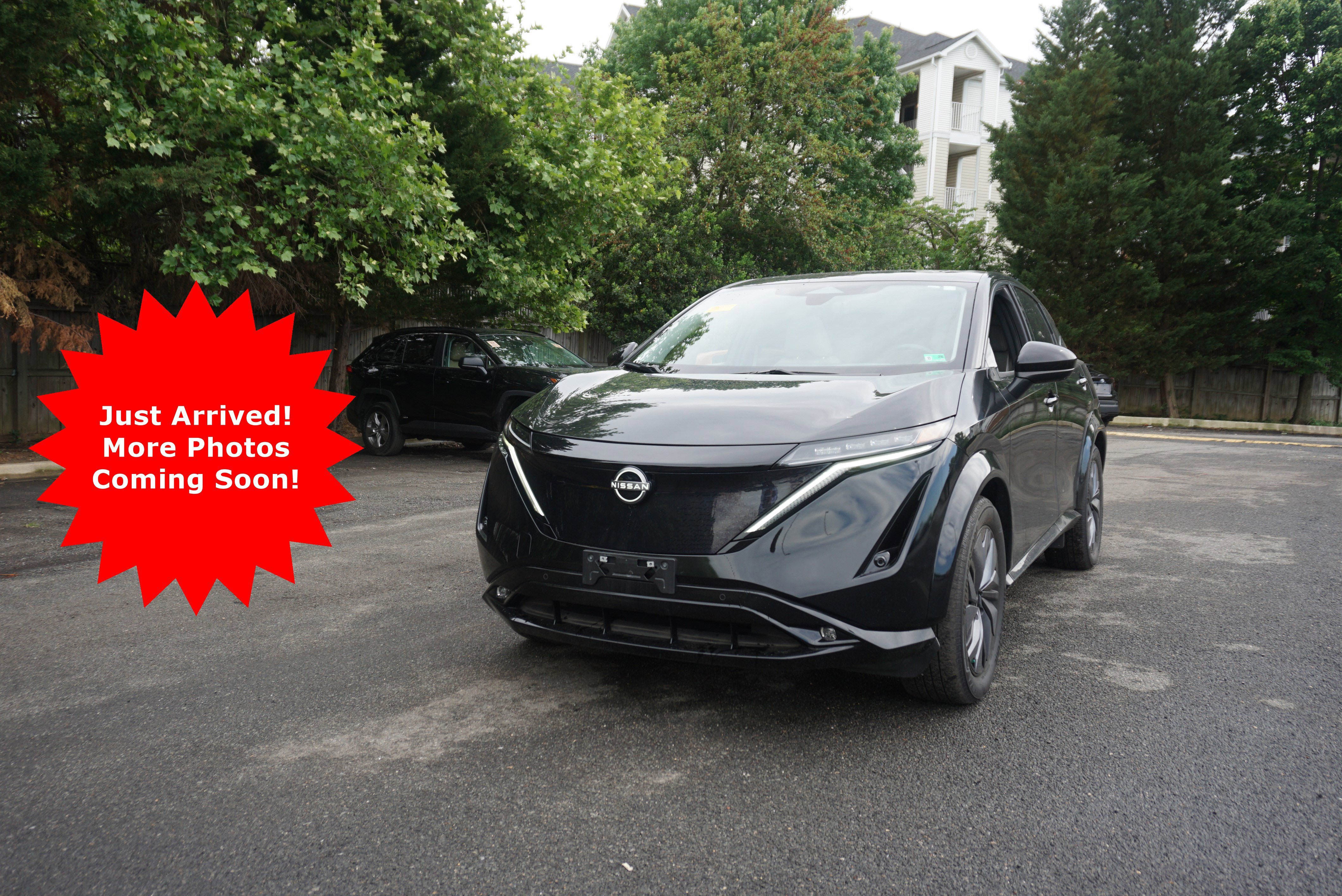 Used 2023 Nissan Ariya AWD image 1