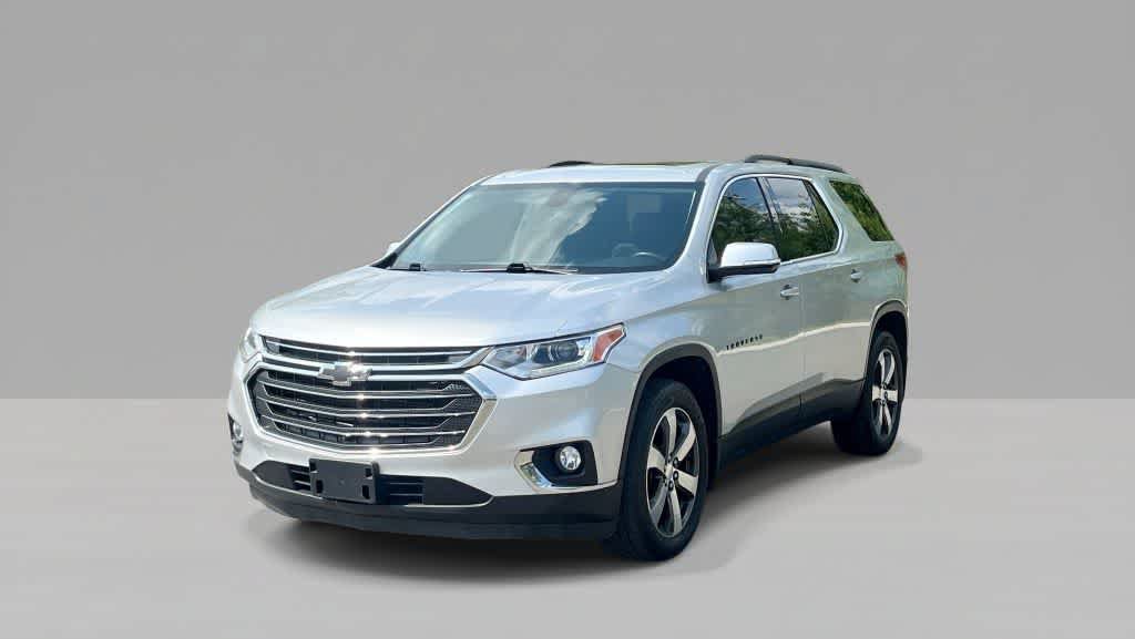 Used 2019 Chevrolet Traverse LT w/ LT Premium Package AWD/4WD image 4