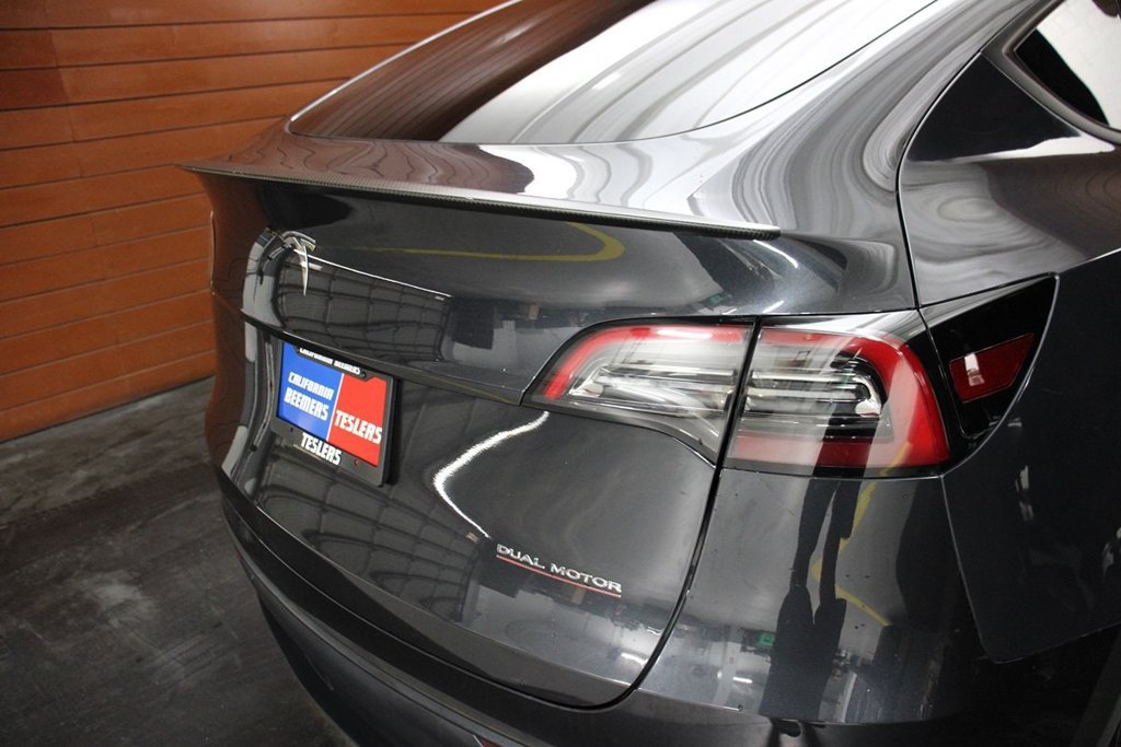 Used 2024 Tesla Model Y Performance AWD/4WD image 11