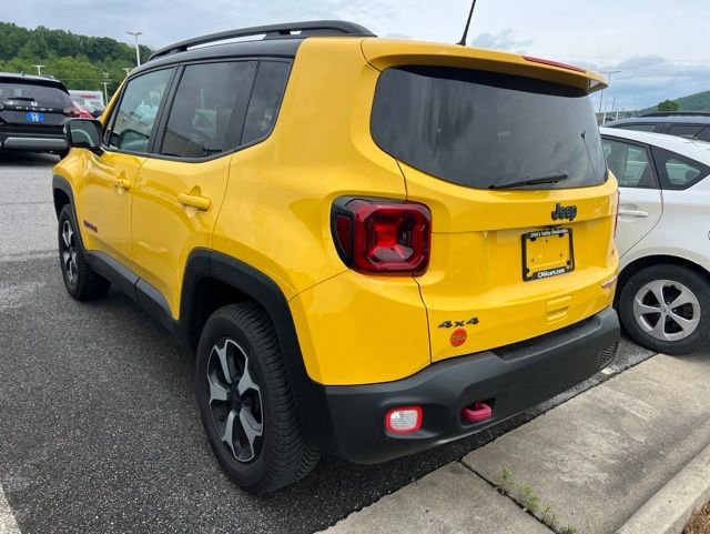 Used 2019 Jeep Renegade Trailhawk w/ LED Lighting Group AWD/4WD image 2
