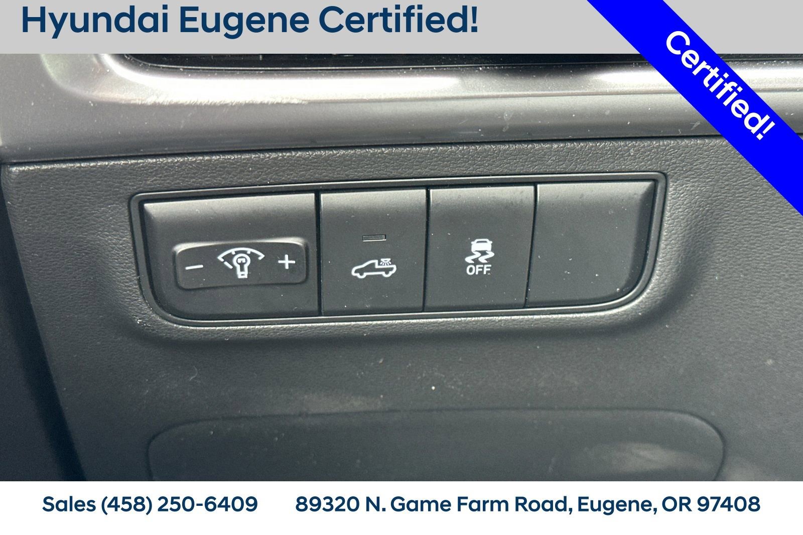 Used 2025 Hyundai Santa Cruz SE image 32