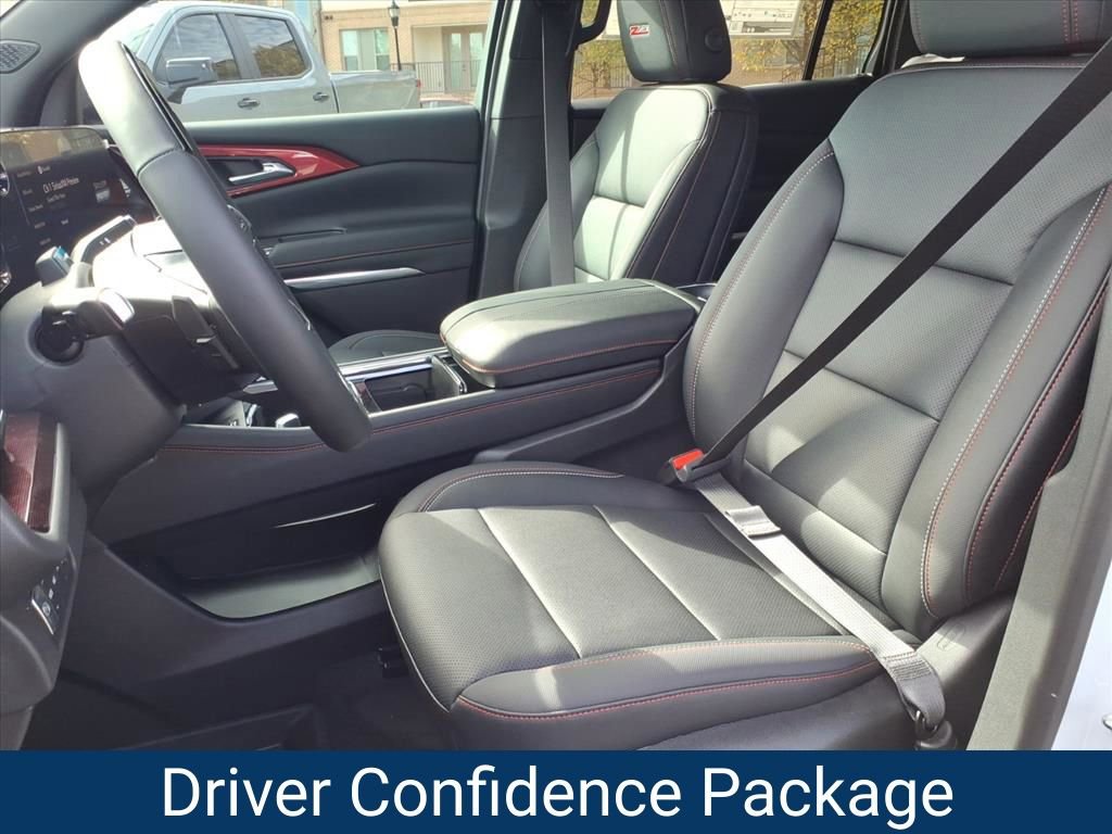 New 2026 Chevrolet Traverse Z71 w/ Enhanced Driving Package image 3