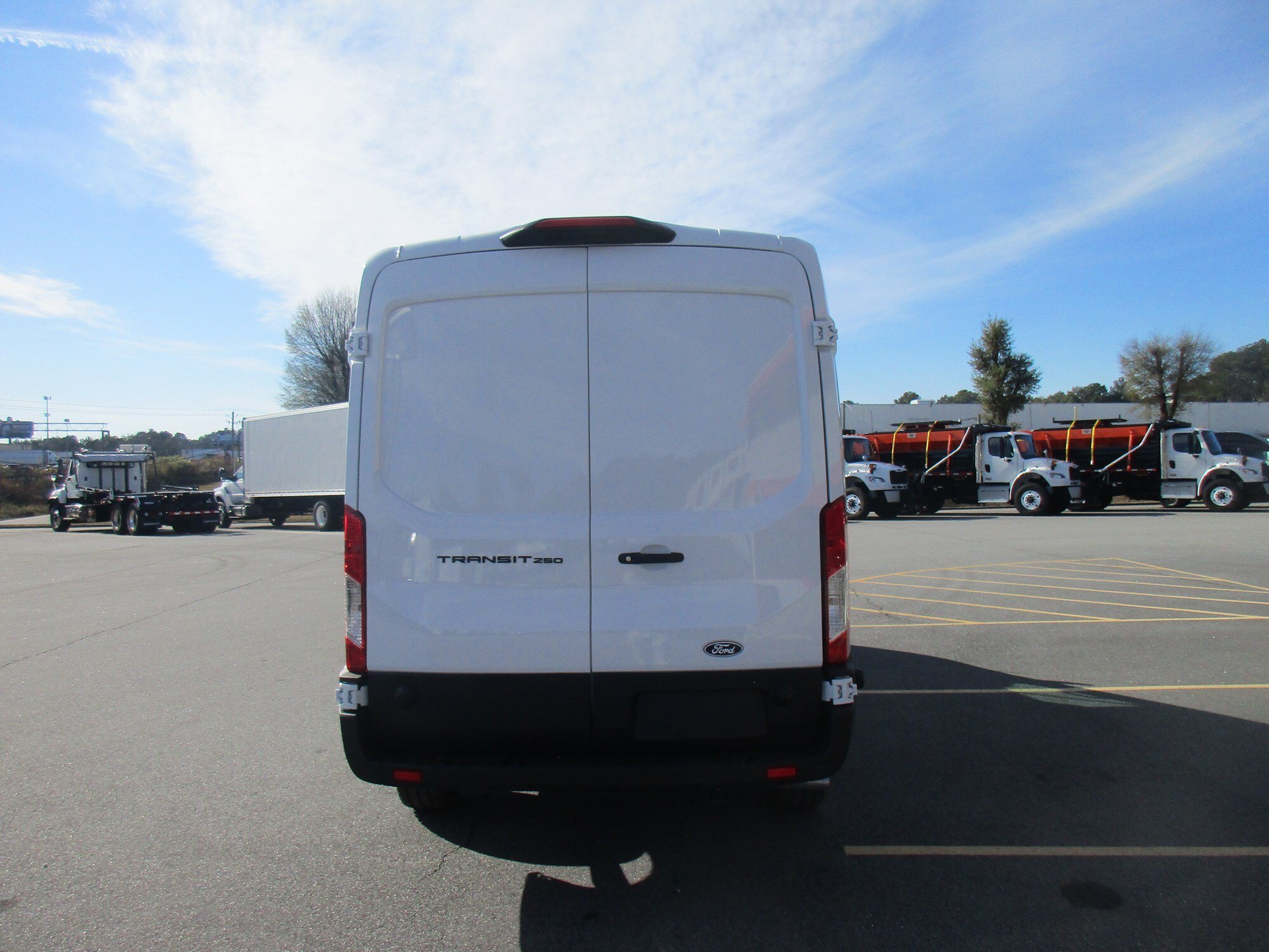 New 2026 Ford Transit 250 148 Medium Roof RWD image 5