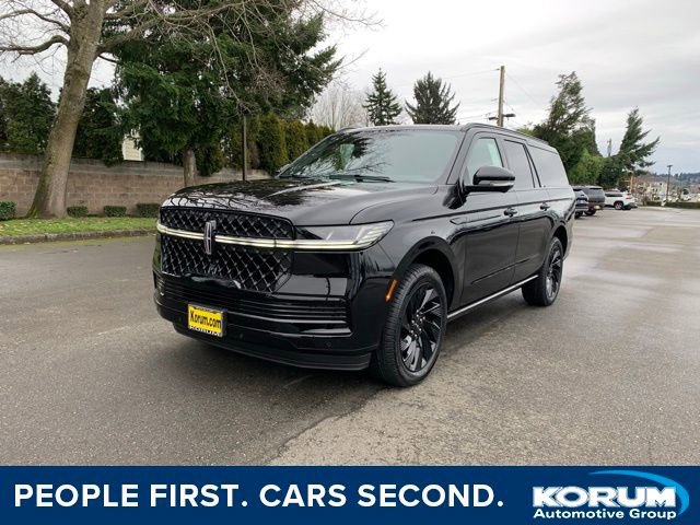 New 2026 Lincoln Navigator L Reserve w/ Jet Appearance Package image 1