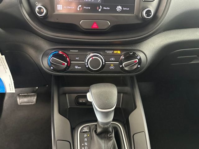 Used 2025 Kia Soul LX w/ LX Technology Package image 23