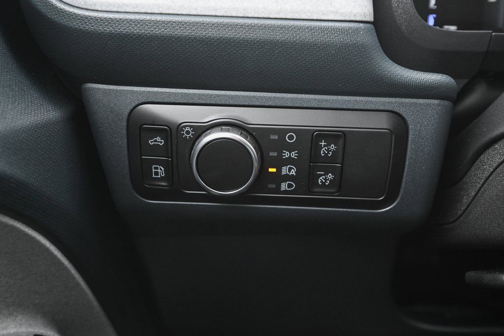 New 2025 Ford Maverick XLT image 34