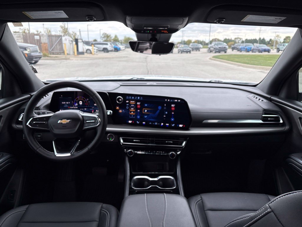 Used 2026 Chevrolet Traverse LT w/ Driver Confidence Package FWD image 20