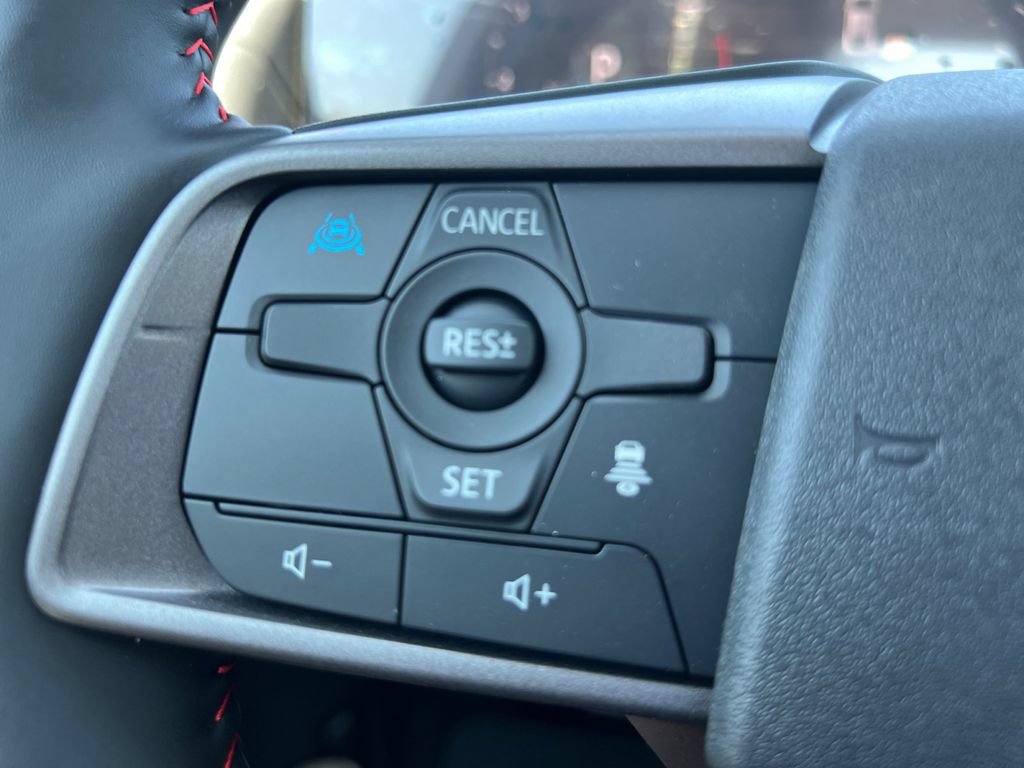 New 2026 Nissan Sentra SR w/ SR Premium Package FWD image 11