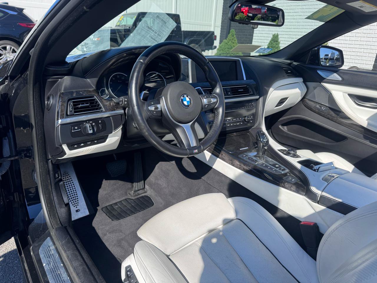 Used 2014 BMW 650i xDrive Convertible AWD/4WD image 23