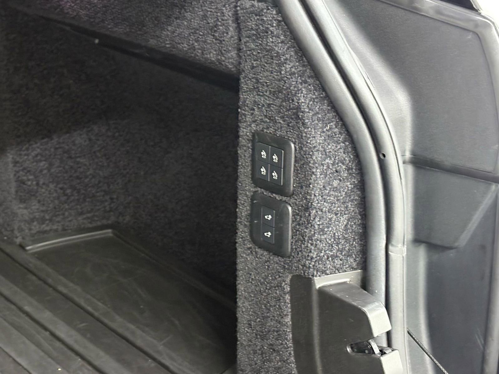 Used 2020 Land Rover Range Rover HSE AWD/4WD image 41