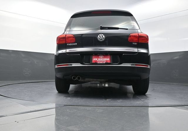 Used 2017 Volkswagen Tiguan S FWD image 36