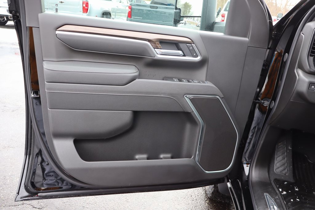 New 2026 Chevrolet Silverado 2500 LT w/ Trail Boss Package image 3