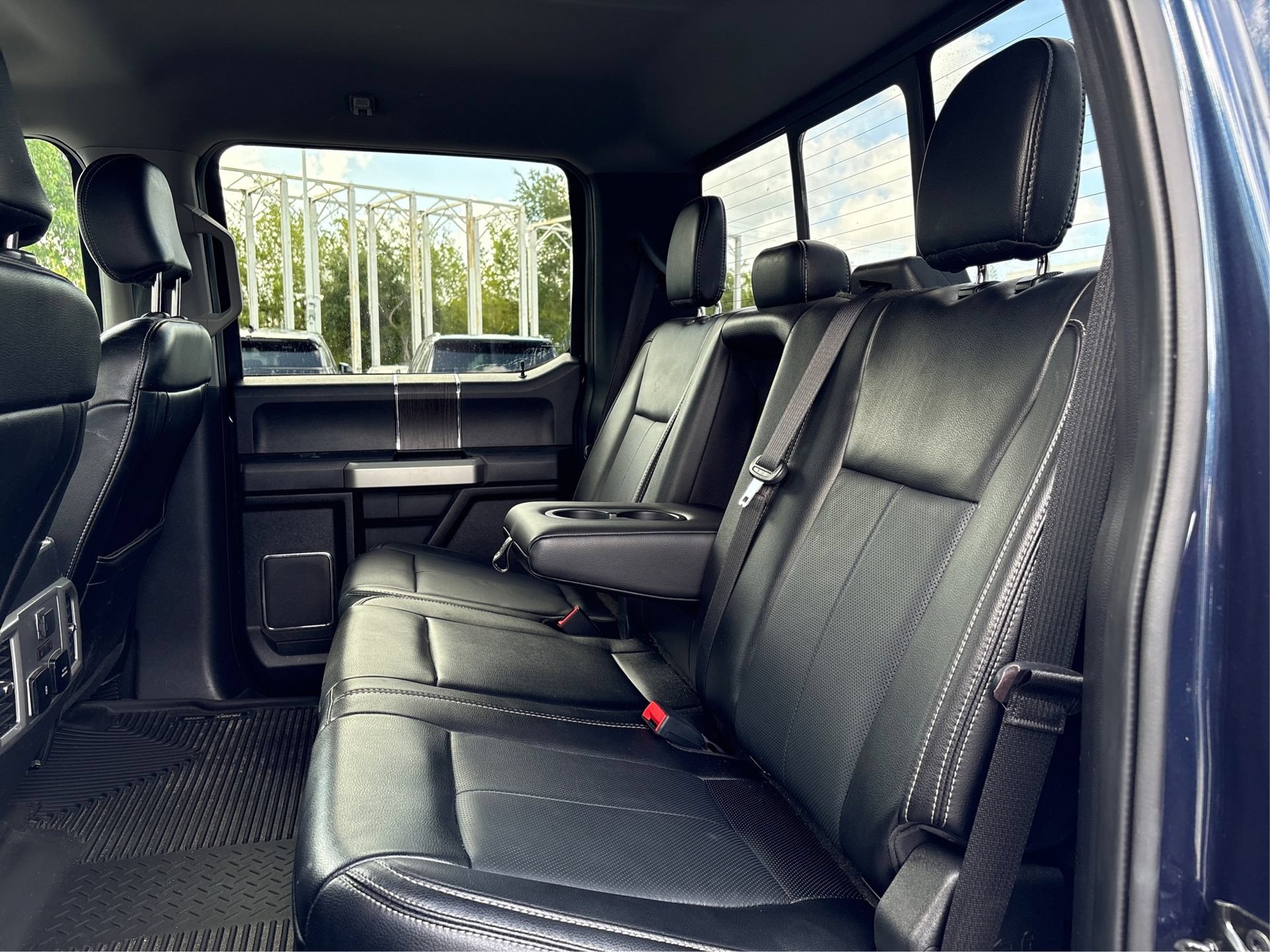 Used 2020 Ford F250 Lariat AWD/4WD image 10