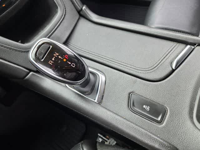 Used 2019 Cadillac XT5 Luxury FWD image 16