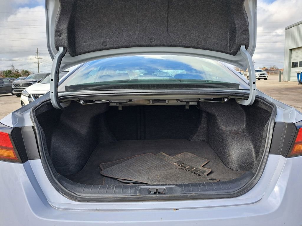 Used 2024 Nissan Altima 2.5 SR w/ SR Premium Package image 25