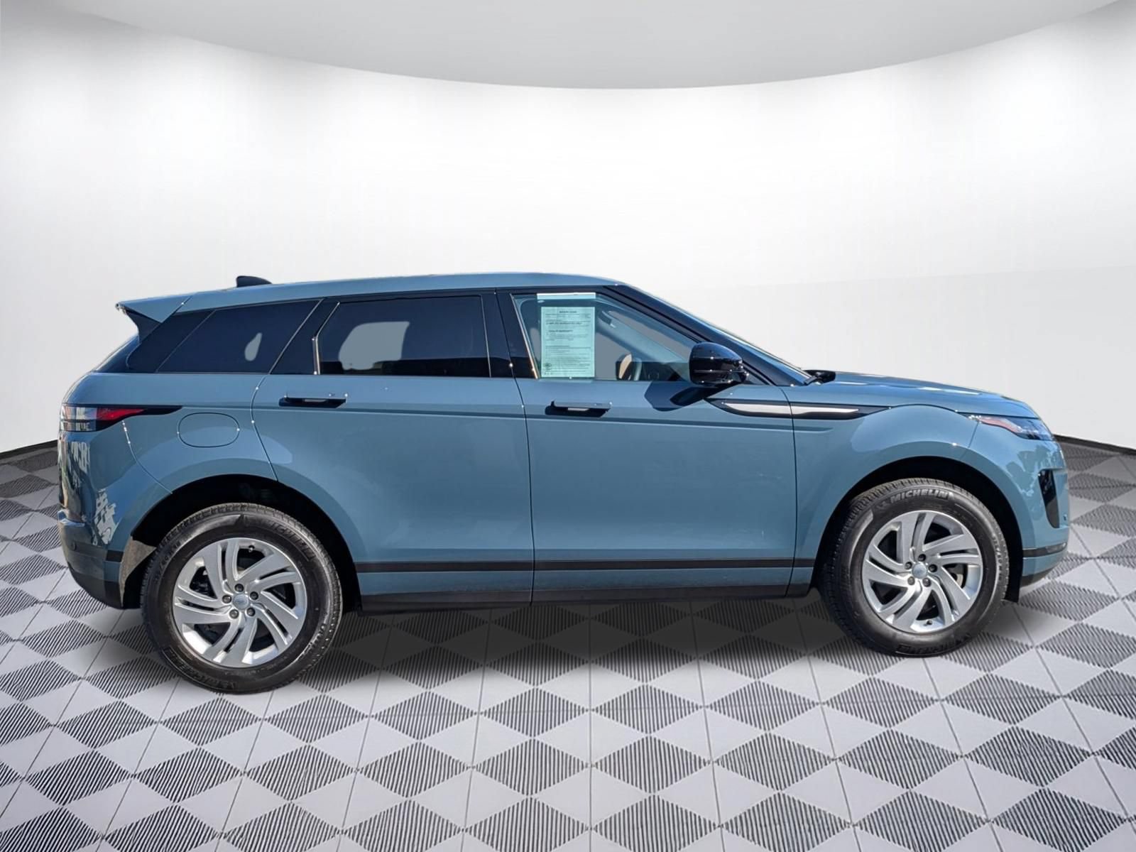 Used 2026 Land Rover Range Rover Evoque S AWD/4WD image 6