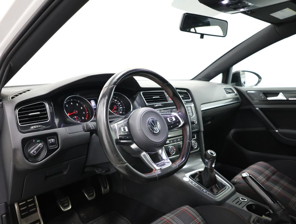 Used 2017 Volkswagen GTI Sport FWD image 15