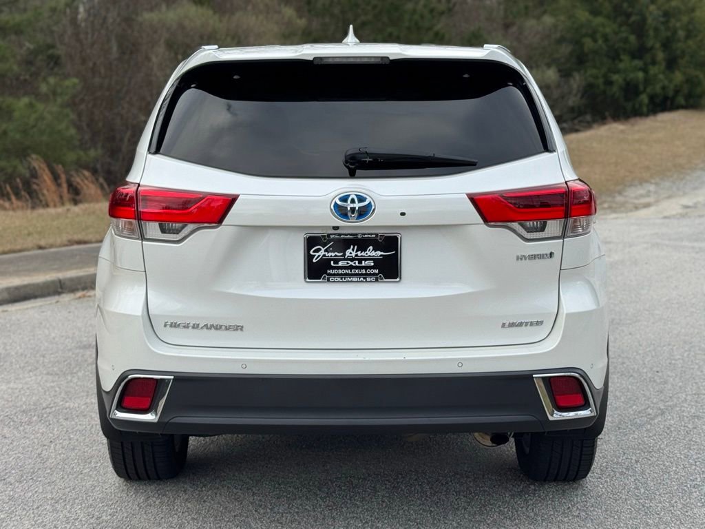 Used 2019 Toyota Highlander Limited Platinum image 12