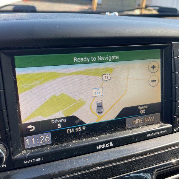 Used 2015 Chrysler Town & Country Limited FWD image 14