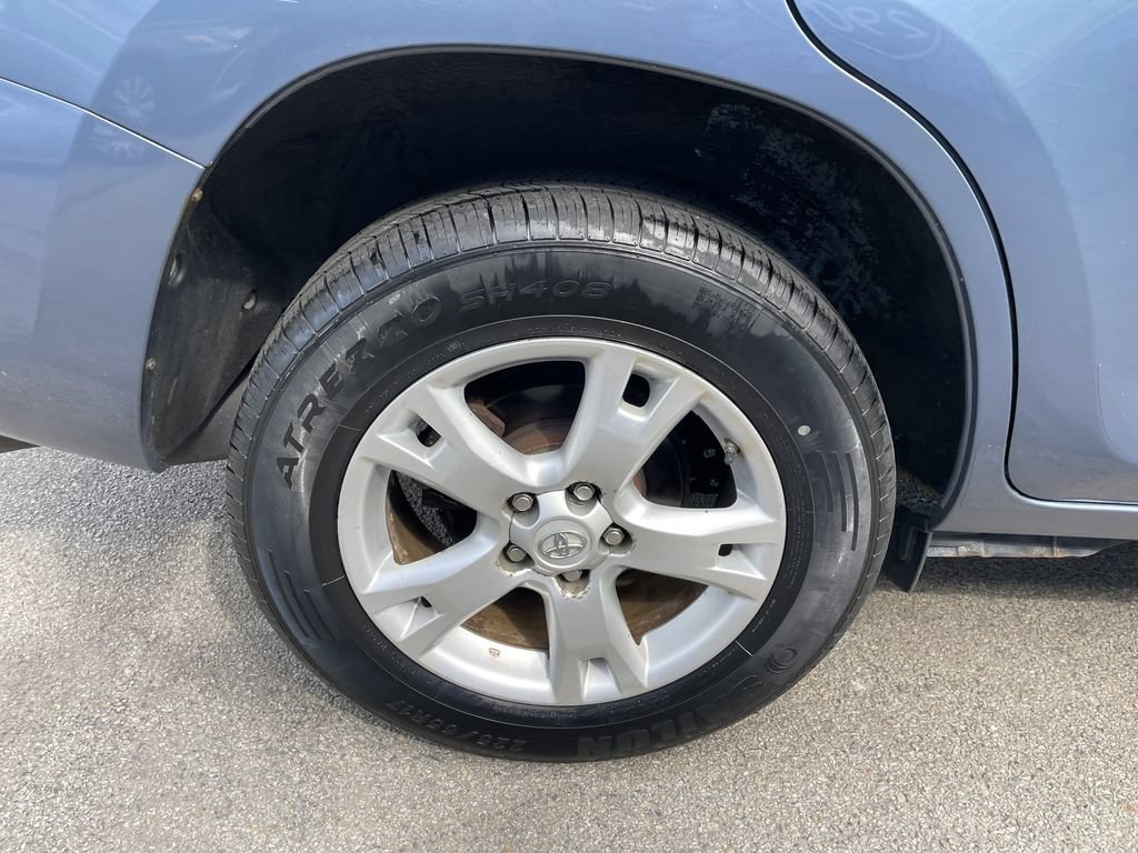 Used 2011 Toyota RAV4 4WD w/ Upgrade Value Pkg image 12